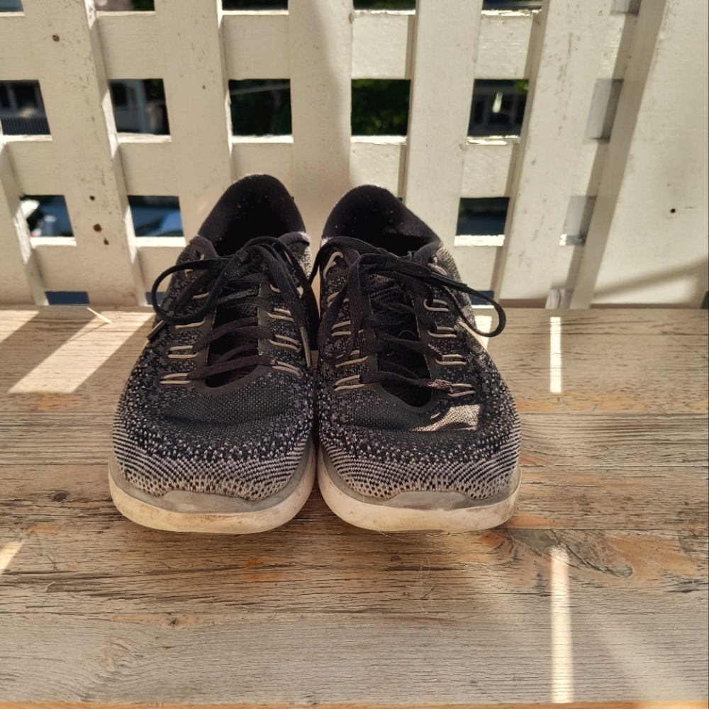 Nike Free Distance sz 8.5 us